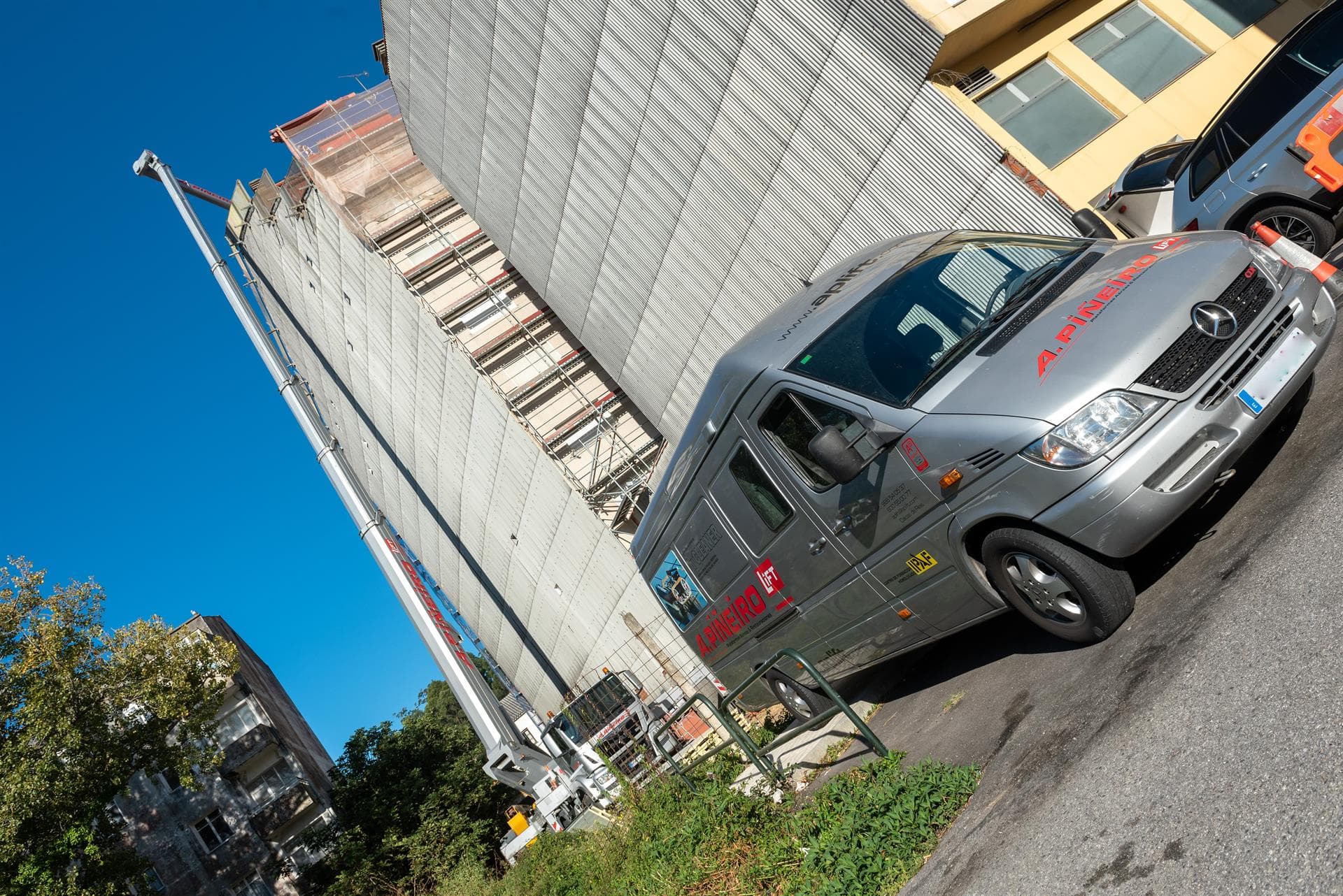 Trabajos de construcción de A. Piñeiro Lift