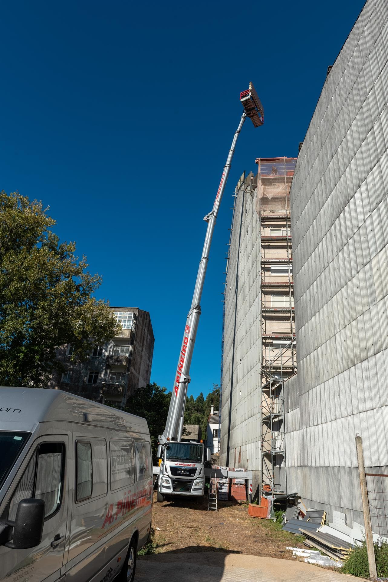 Trabajos de construcción de A. Piñeiro Lift