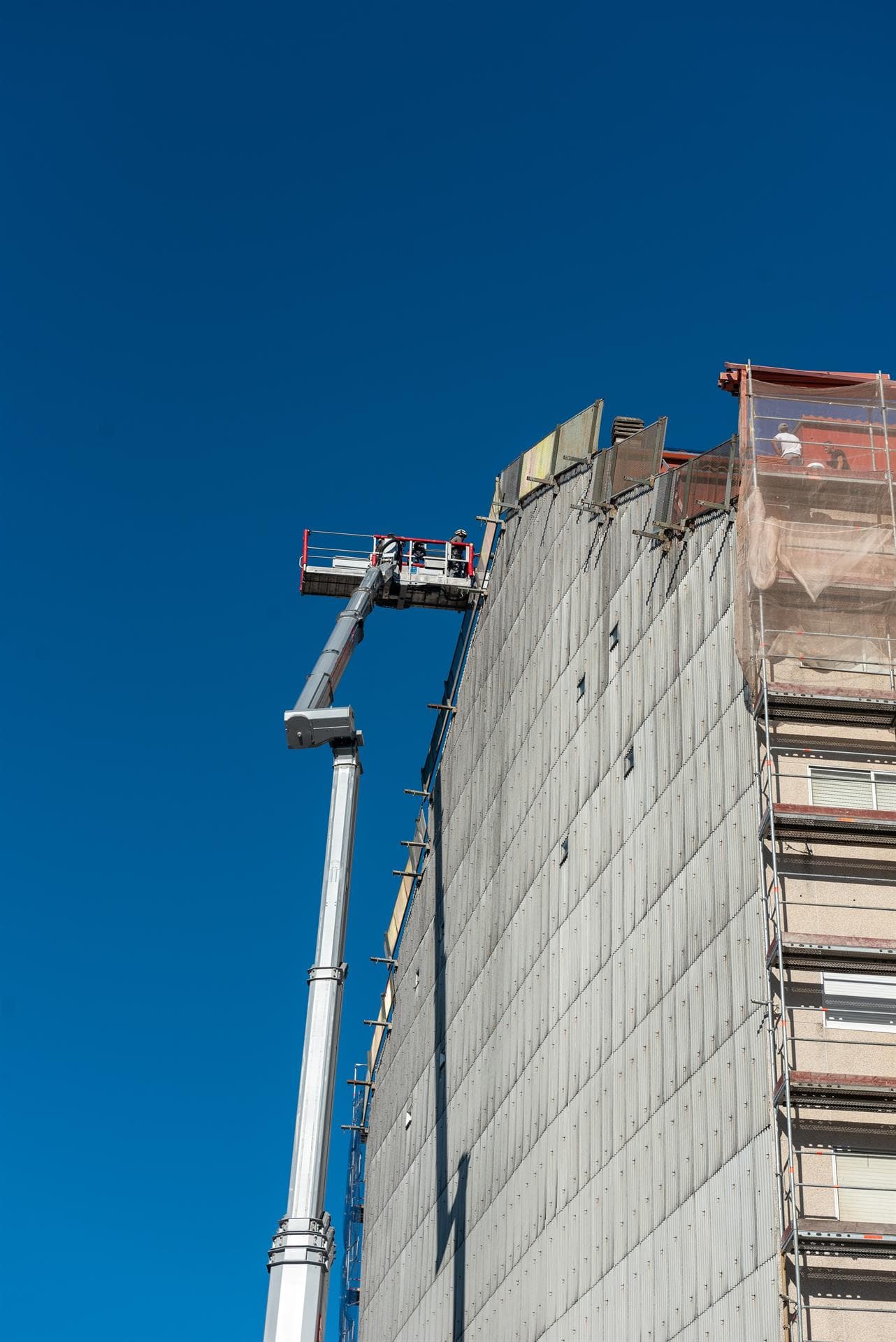 Trabajos de construcción de A. Piñeiro Lift