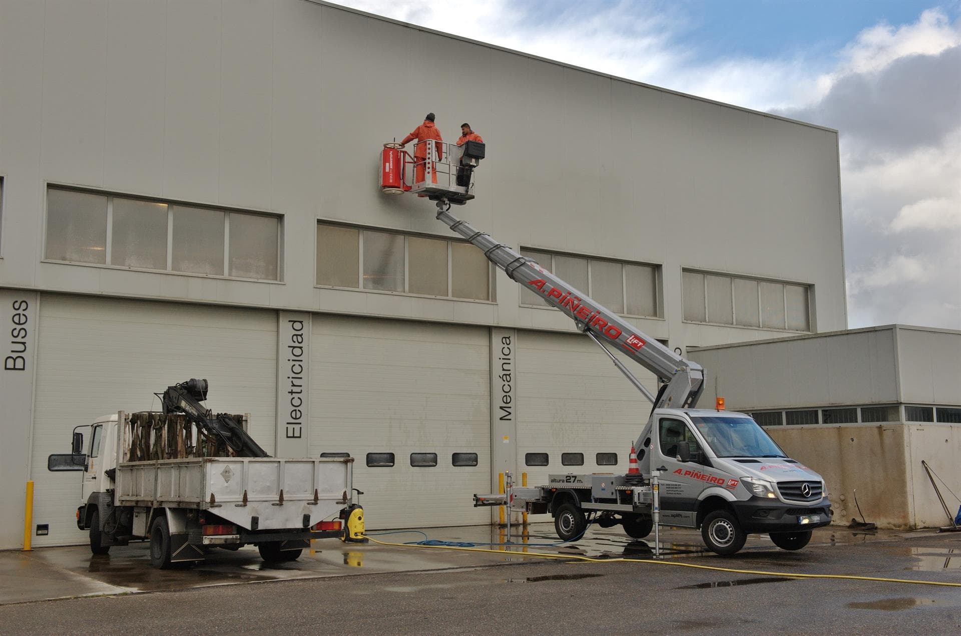 Trabajos de A. Piñeiro Lift con hyCLEANER®