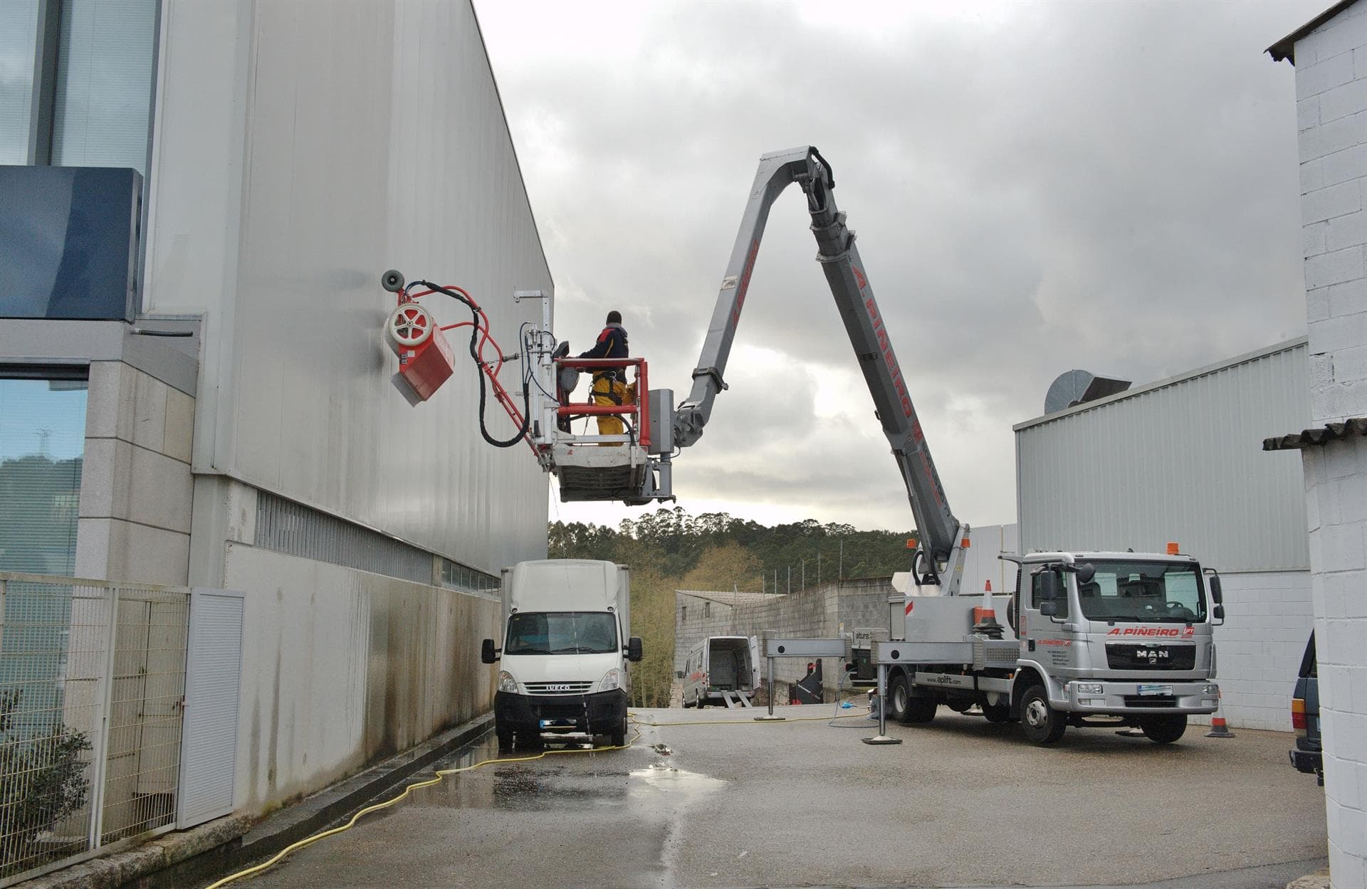 Trabajos de A. Piñeiro Lift con hyCLEANER®